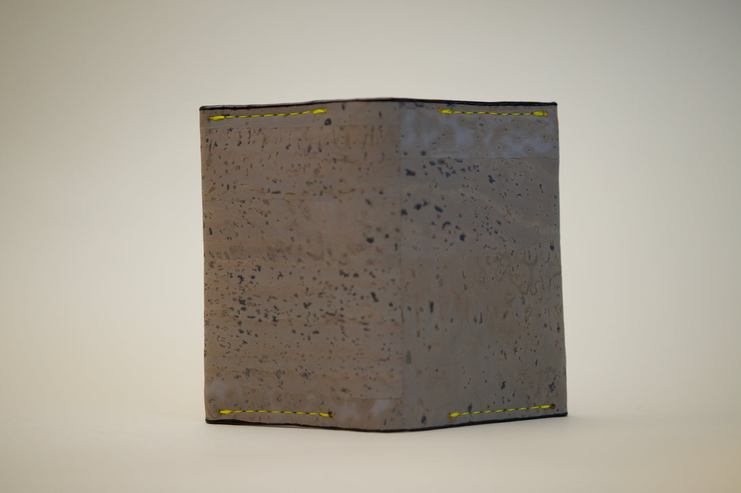 "Concrete" fold cardholder